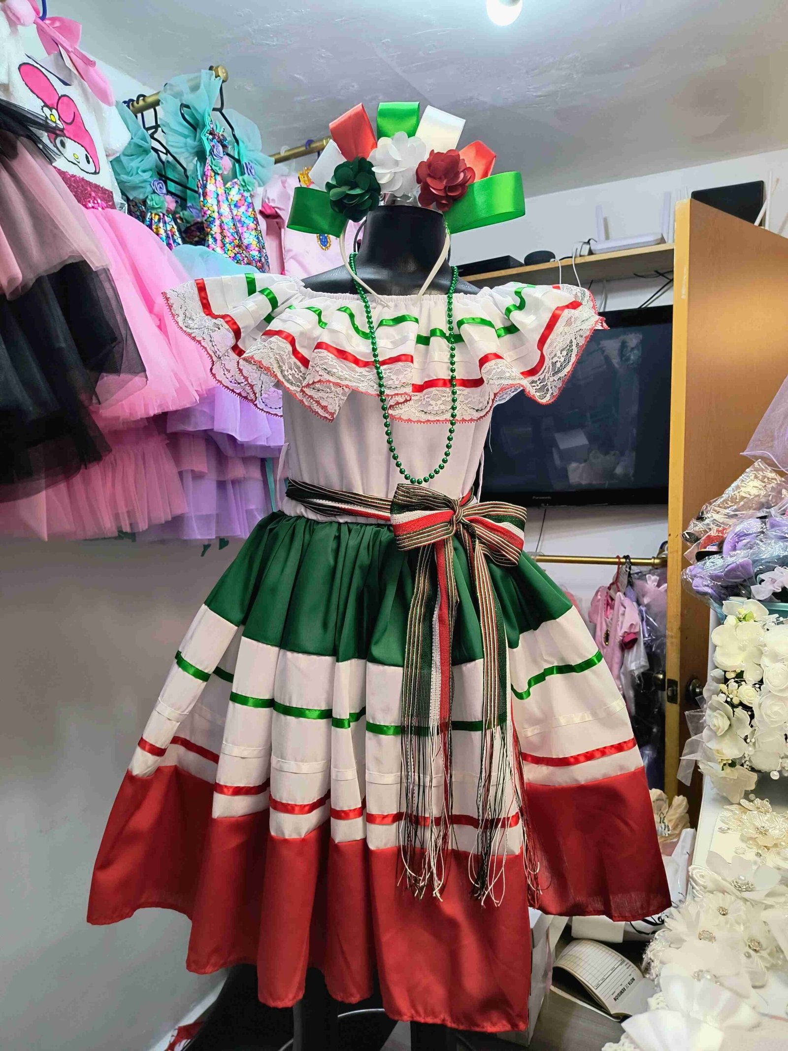 Vestido Folclórico de Adelita y Fajilla Tricolor - Imagen 2